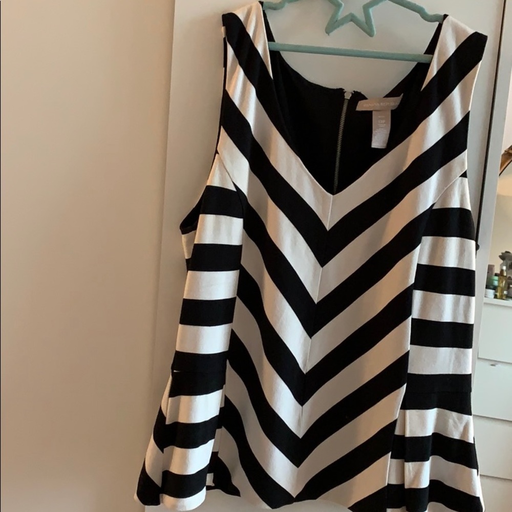 Black and white top